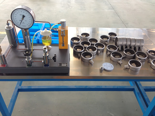 压力表生产.jpg
